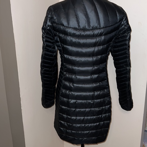 Eddie Bauer Insulated Down Black jacket. - Picture 9 of 11